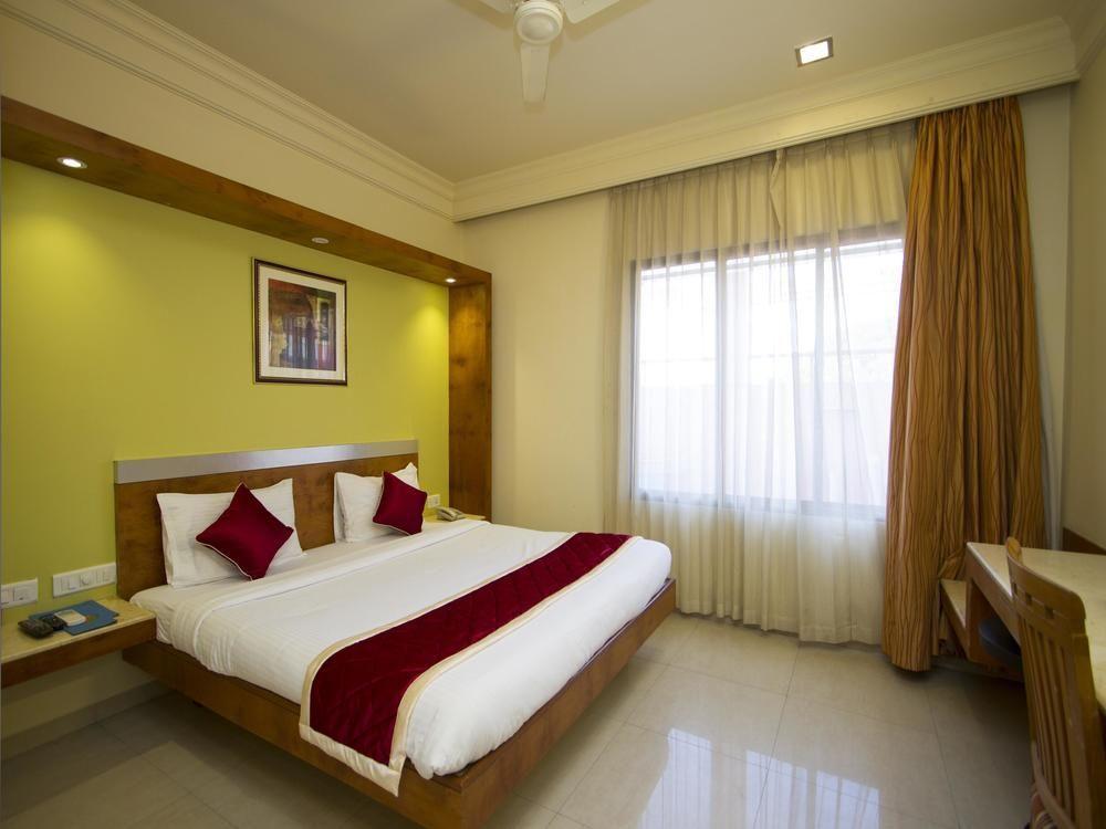 Oyo Rooms Indiranagar 100 Ft Road Bangalore Buitenkant foto