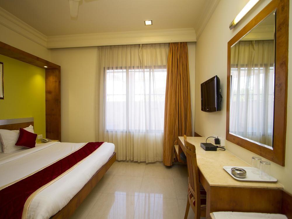 Oyo Rooms Indiranagar 100 Ft Road Bangalore Buitenkant foto